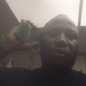 Meet your Posher, Charles